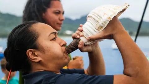 BBC/Lindle Markwell Anti-mining rally on the Cook Islands