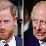 Harry enters Clarence House after reports he will meet King