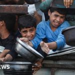 First sick children have left Gaza for UK